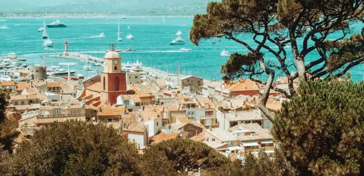 Comment choisir la villa ou l’appartement de luxe idéal à Saint-Tropez ?
