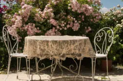 Aménager une terrasse avec des plots, c'est facile et tendance